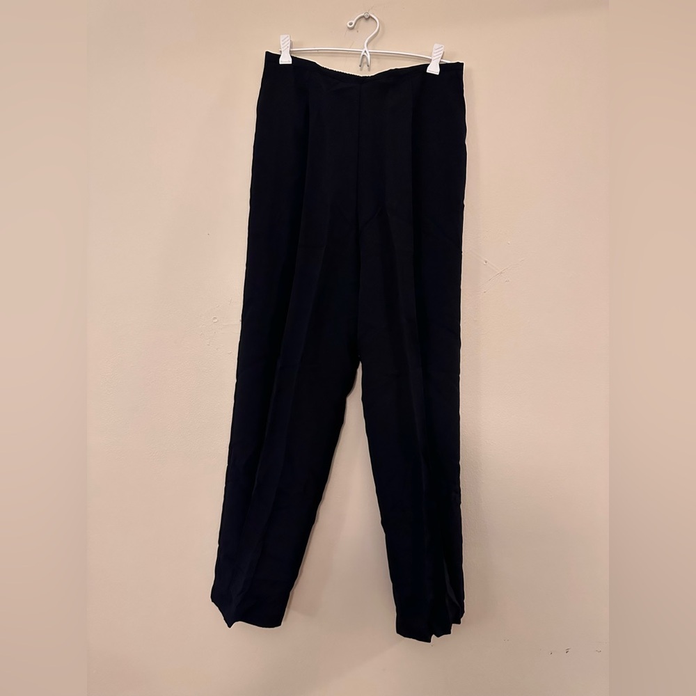 Casual Workstyles Black dress pants Size 16. NWT